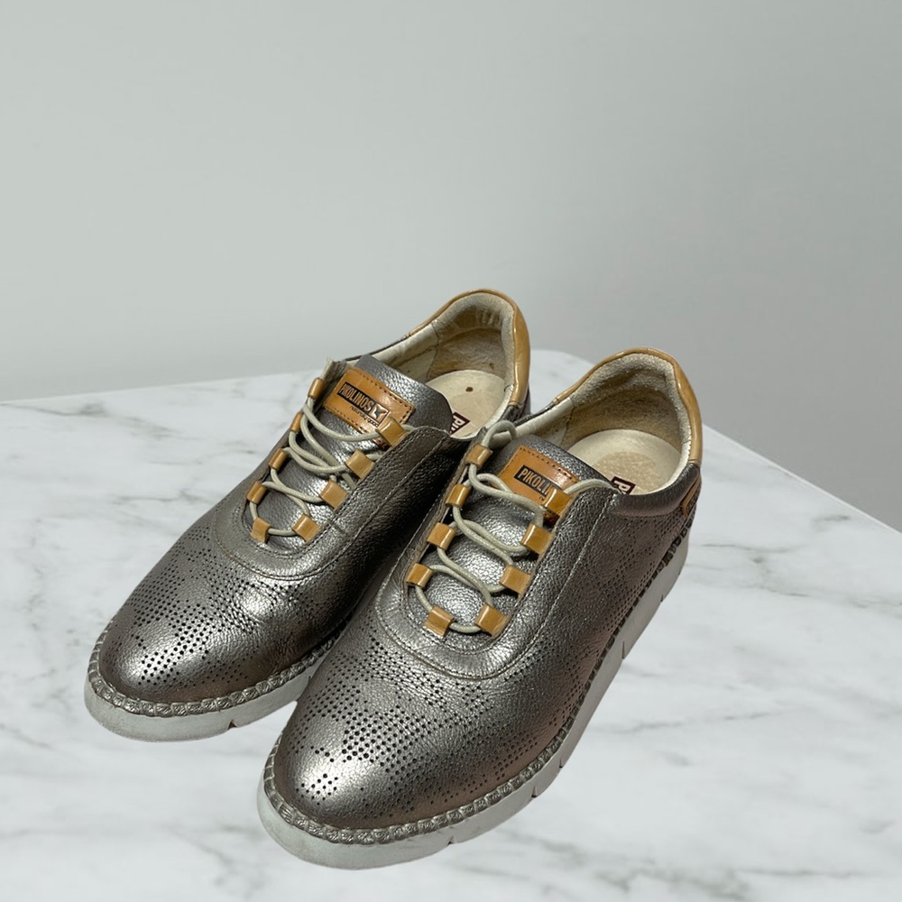 Pikolinos Vera Stone Leather metallic silver and leather tone sneaker shoes 39